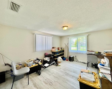 4037 Topsail Trail - Photo Thumbnail 19