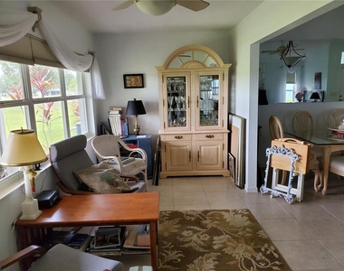 1237 Corinth Greens Drive - Photo Thumbnail 9