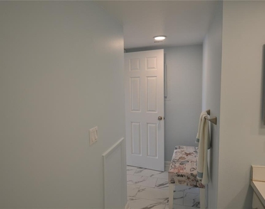 238 Mariner Drive - Photo Thumbnail 22
