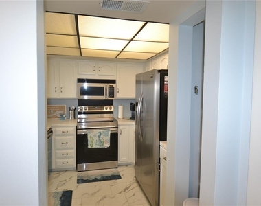 238 Mariner Drive - Photo Thumbnail 1