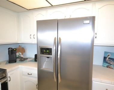 238 Mariner Drive - Photo Thumbnail 3