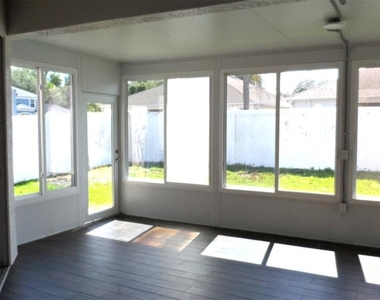 1029 Millebourne Way - Photo Thumbnail 25