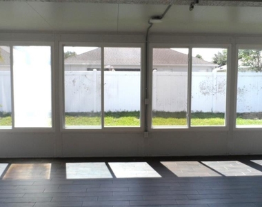 1029 Millebourne Way - Photo Thumbnail 26