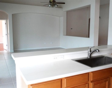 1029 Millebourne Way - Photo Thumbnail 3