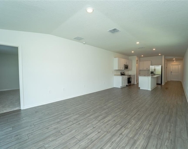 1481 Nw 48th Ter - Photo Thumbnail 7