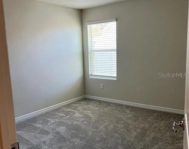 4569 Sparkling Shell Avenue - Photo Thumbnail 14