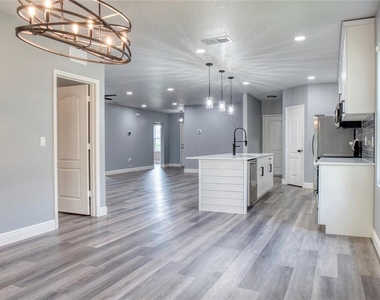 3711 Julius Estates Boulevard - Photo Thumbnail 13