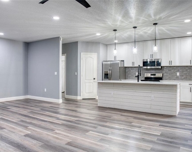 3711 Julius Estates Boulevard - Photo Thumbnail 3