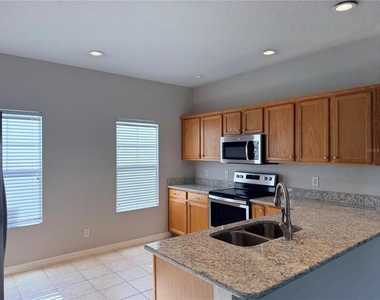 1110 Oak Pond Drive - Photo Thumbnail 3
