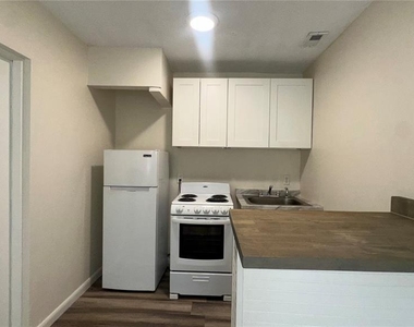 622 Royalty Court - Photo Thumbnail 6