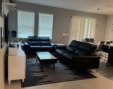 15055 Willow Arbor Circle - Photo Thumbnail 3