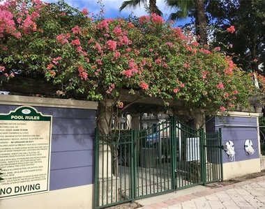 730 Siena Palm Drive - Photo Thumbnail 22