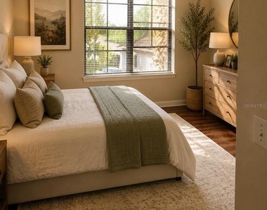 730 Siena Palm Drive - Photo Thumbnail 12