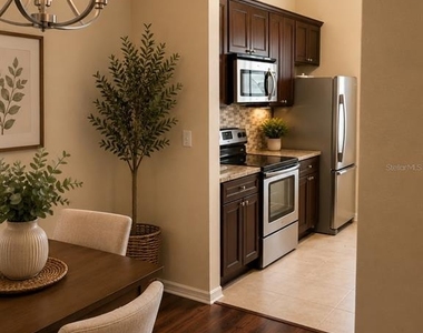 730 Siena Palm Drive - Photo Thumbnail 8