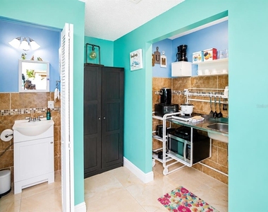 111 Cuautla Way - Photo Thumbnail 4