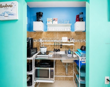 111 Cuautla Way - Photo Thumbnail 5