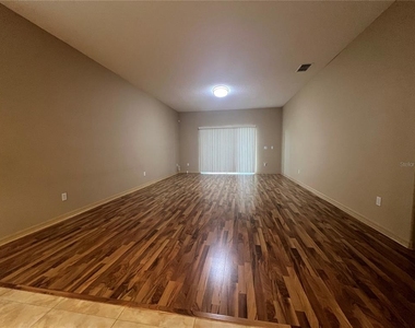 9855 Secret Cove Lane - Photo Thumbnail 7