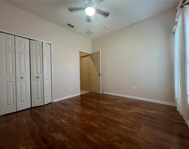 9855 Secret Cove Lane - Photo Thumbnail 11