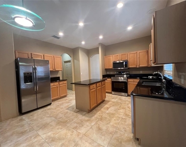 9855 Secret Cove Lane - Photo Thumbnail 8