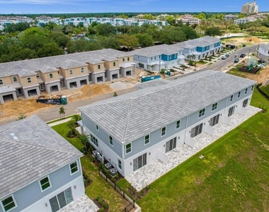 7818 Spectrum Drive - Photo Thumbnail 24