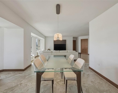 103-105 De Diego Avenue - Photo Thumbnail 3