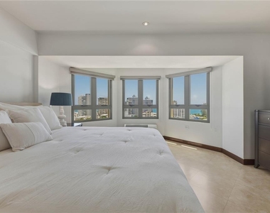 103-105 De Diego Avenue - Photo Thumbnail 11