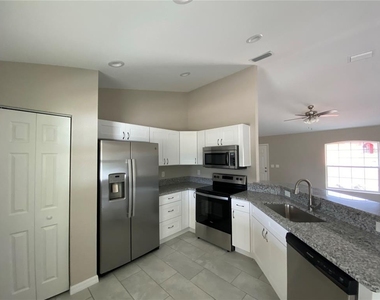2598 Sw 147th Place - Photo Thumbnail 8