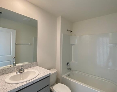 2113 Nw 247 Drive - Photo Thumbnail 31