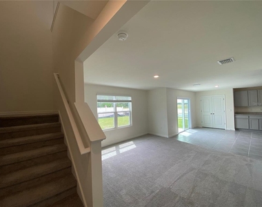 2113 Nw 247 Drive - Photo Thumbnail 9