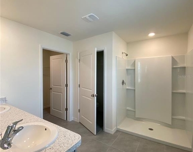 2113 Nw 247 Drive - Photo Thumbnail 24