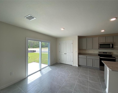 2113 Nw 247 Drive - Photo Thumbnail 3