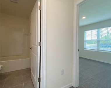 2113 Nw 247 Drive - Photo Thumbnail 36