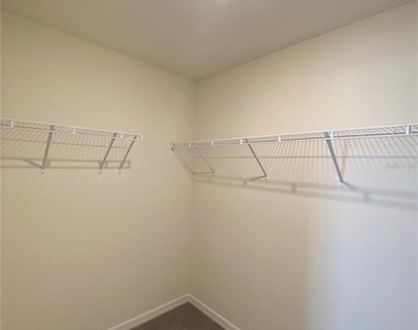 2113 Nw 247 Drive - Photo Thumbnail 23