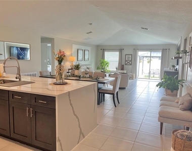 5667 Sw 92nd Place - Photo Thumbnail 24