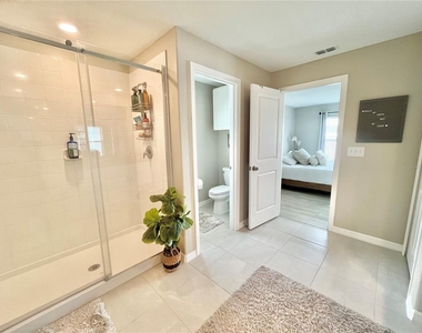 5667 Sw 92nd Place - Photo Thumbnail 18