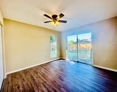 15082 Sw 38th Circle - Photo Thumbnail 6