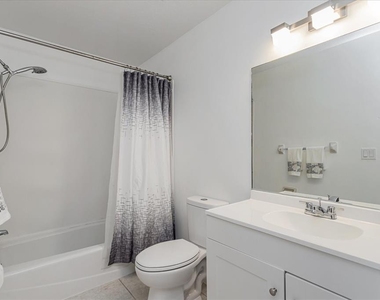 2134 Ne 45th Avenue - Photo Thumbnail 18