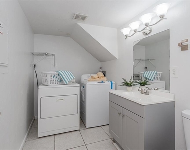 2134 Ne 45th Avenue - Photo Thumbnail 7