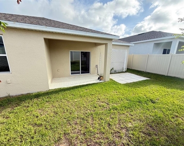 405 Eventide Avenue - Photo Thumbnail 31