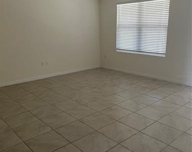 5485 Palomino Place - Photo Thumbnail 2