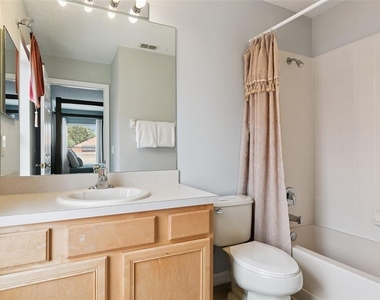 143 Cordova Avenue - Photo Thumbnail 29