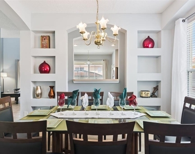 143 Cordova Avenue - Photo Thumbnail 7