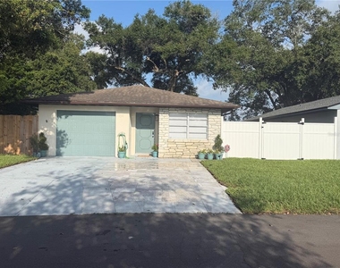 536 Hibiscus Way - Photo Thumbnail 1