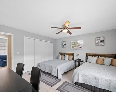 536 Hibiscus Way - Photo Thumbnail 19