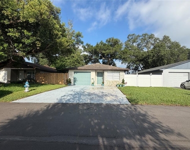 536 Hibiscus Way - Photo Thumbnail 4