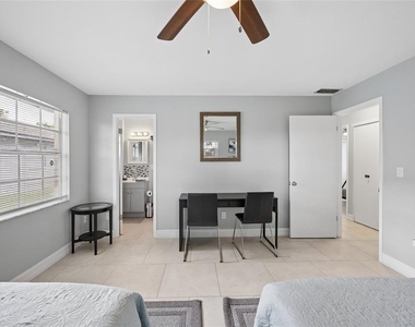 536 Hibiscus Way - Photo Thumbnail 21