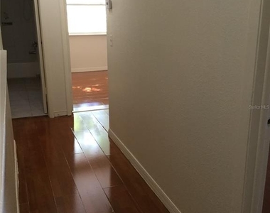 2454 Rio Pinar Lakes Boulevard - Photo Thumbnail 6