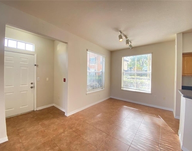 6025 Westgate Drive - Photo Thumbnail 4