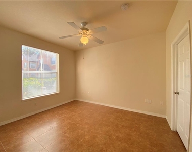 6025 Westgate Drive - Photo Thumbnail 18