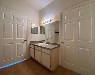 6025 Westgate Drive - Photo Thumbnail 20